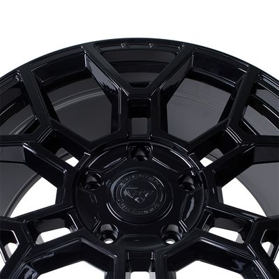 Sakura Wheels YA9554 10x22/5x130 ET30 DIA84.1