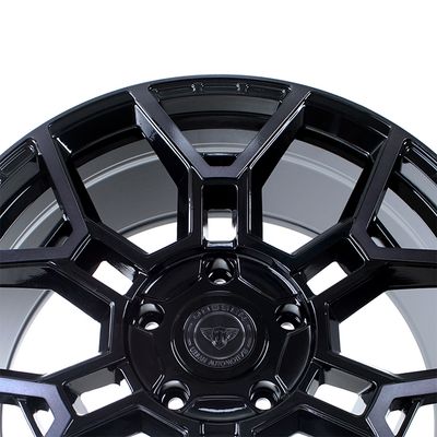 Sakura Wheels YA9554 10x22/5x150 ET45 DIA110.1